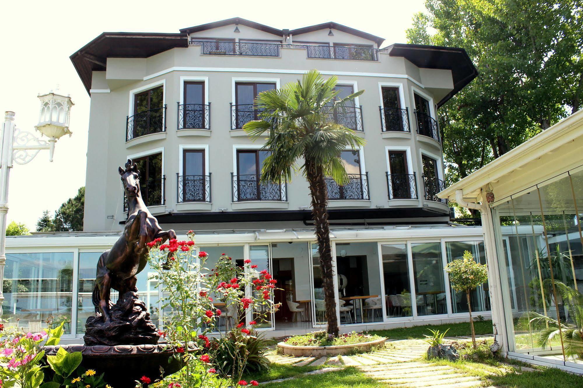 Lale Hotel Sapanca Extérieur photo